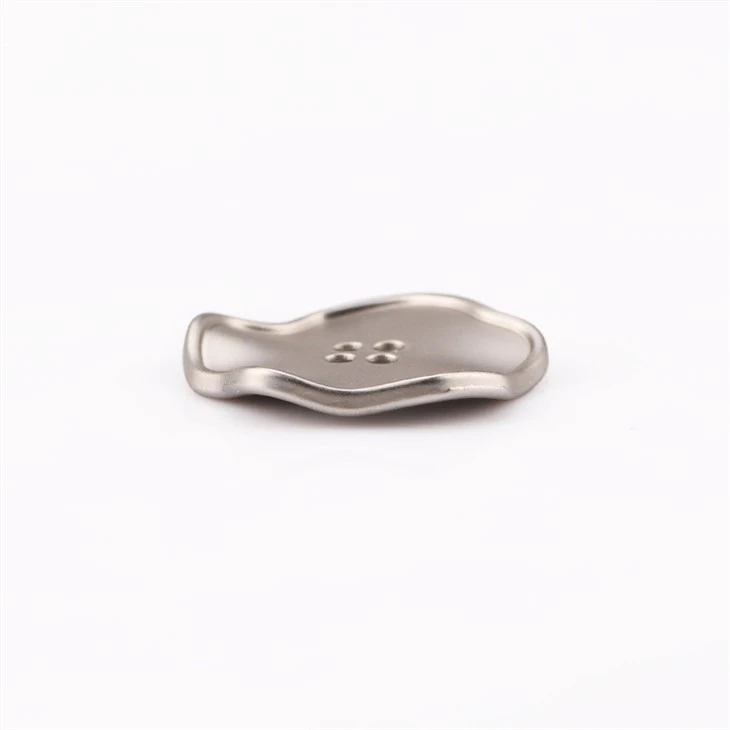 Flower-shaped Four-eye Bulk Metal Buttons